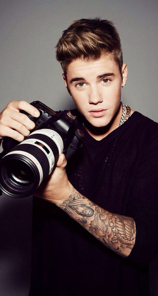 Man camera selfie tattoo arm - photoshoot free wallpaper