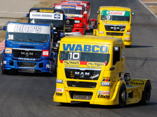 Trucks race track line number - the road free wallpaper