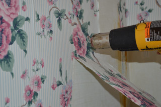 Person glue gun painting floral - a silk screen free wallpaper
