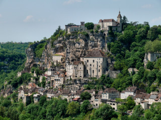 Village mountain castle top scenery - bernard meninsky free wallpaper