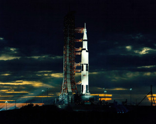 Large rocket building cloudy night - cloudy free wallpaper