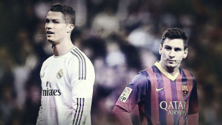 Soccer players standing crowd people - photo real free wallpaper