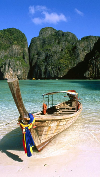 Boat beach mountain blue sky 7 - impressionist free wallpaper
