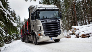 Snowy road truck forest winter - covered free wallpaper