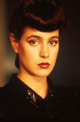 Woman black top red lipstick - a black sweater free wallpaper