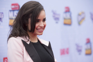 Daphne mcclure pink blazer smile - a blue backdrop free wallpaper