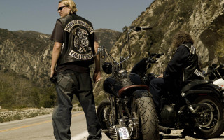 Man motorcycle road mountain woman - american realism free wallpaper