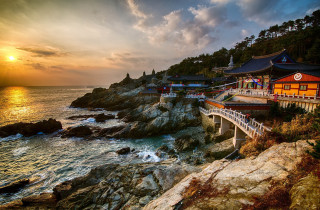 Sunset chinese village cliff ocean - a sunset view free wallpaper