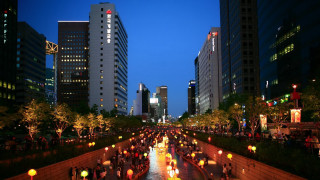 River people buildings night lanterns - lantern free wallpaper