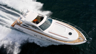 Small boat speeding man cockpit - a small boat free wallpaper