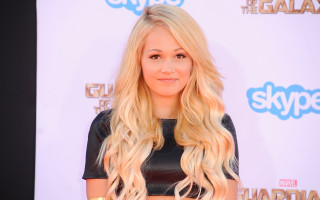 Blonde hair black top red - flowing hair free wallpaper