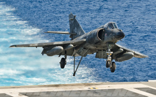Fighter jet ocean ship landing - a ship free wallpaper