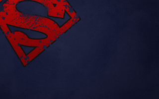 Red superman logo blue background - heroic free wallpaper