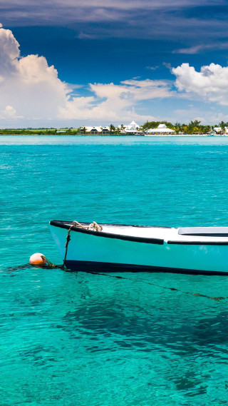 Small boat shoreline houses tiltshift - water next free wallpaper