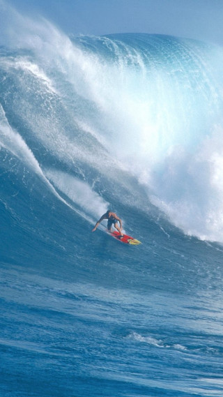 Person riding surfboard wave ocean 7 - a person riding free wallpaper