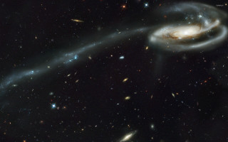 Spiral galaxy black background white 2 - a few star free wallpaper