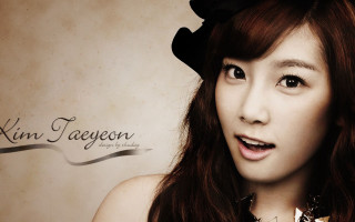 Woman long hair black hat - a name free wallpaper