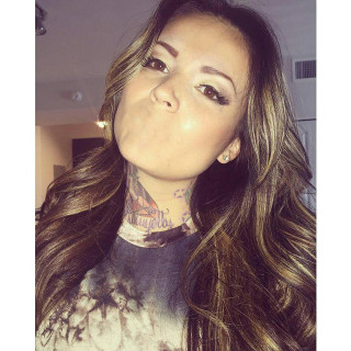 Woman tattoo neck serious look - aramenta dianthe vail free wallpaper