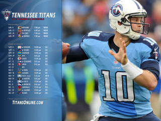 Football player throwing ball game 7 - the sideline free wallpaper