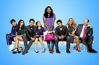 Group bench people purple dress - a bench free wallpaper
