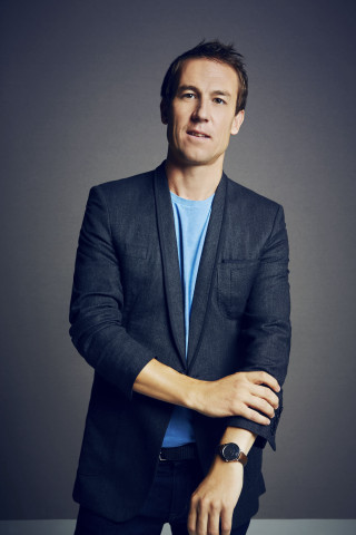 Man suit blue shirt portrait - private press free wallpaper