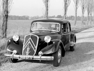 Black white car dirtroad trees - photo of a car free wallpaper