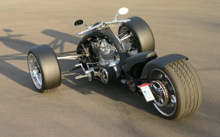 Motorcycle large front wheel street - chrome free wallpaper