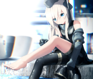 Woman sitting ledged crossed legs 2 - a ledge free wallpaper