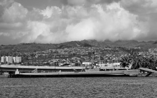 Large boat city cloudy sky - douglas robertson bisset free wallpaper
