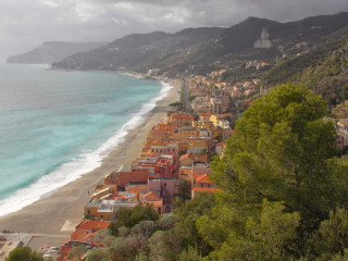 Beach houses mountain water scenery - panoramic view free wallpaper