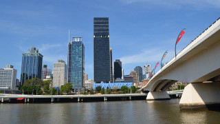 Bridge river city background red - a bridge over a river free wallpaper