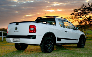 White truck parked field sunset - matte finish free wallpaper