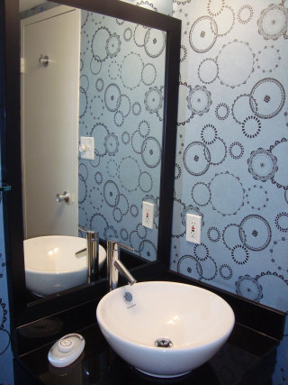 Bathroom sink mirror wallpaper black - feature free wallpaper