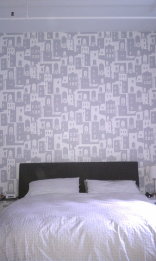 Bed white comforter wallpaper houses - modern european ink painting free wallpaper