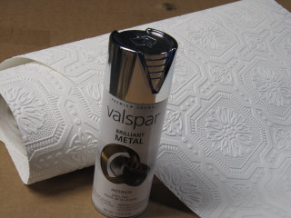 Spray can paint paper tablecloth - paint free wallpaper