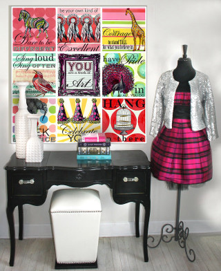 Dress table wall hanging giraffe - modern european ink painting free wallpaper