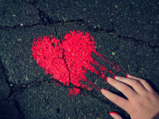Hand heart crack ground touching - a red heart free wallpaper