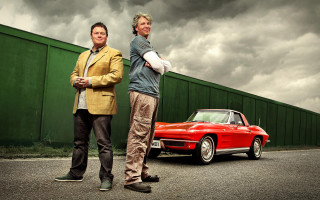 Two men red car green - two man free wallpaper