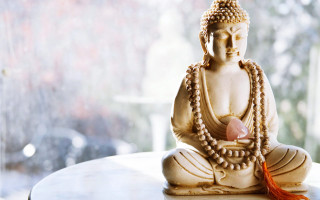 Buddha statue table window red - a buddha statue free wallpaper