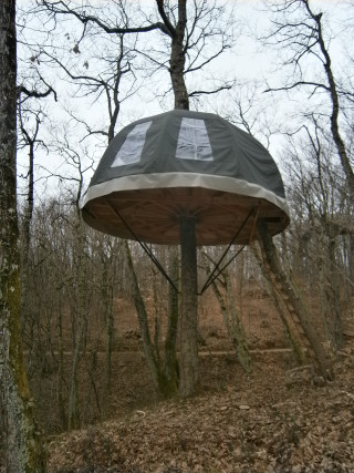Tree house woods tarp ladder - ecological art free wallpaper