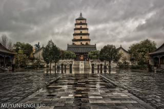 Pagoda clocktower cloudy checkered floor - a cloudy day free wallpaper