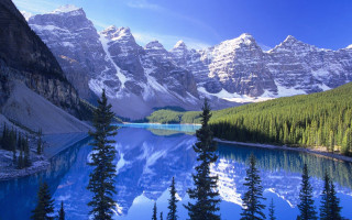 Mountain lake trees snow covered 3 - covered mountain free wallpaper