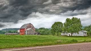 Barn road rural cloudy sky - stormy weather free wallpaper