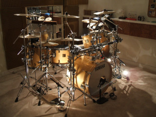 Drum set room window shelf - the floor in a room free wallpaper