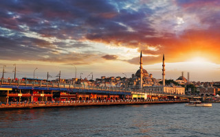 Sunset city bridge boat water - a dome free wallpaper