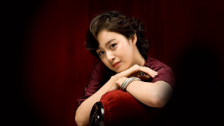 Woman sitting red chair arms - byeon sangbyeok free wallpaper
