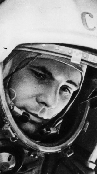 Man helmet smiling camera black - space art free wallpaper