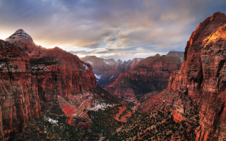 Mountain range valley background cloudy - rim light free wallpaper