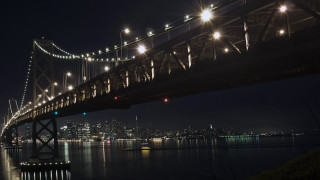 Bridge water night lights city 16 - a bridge over a body of water free wallpaper