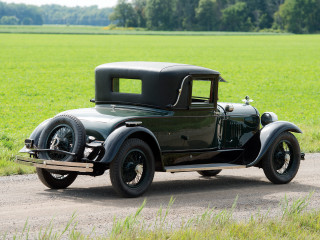 Old car parked road field - an old model car free wallpaper